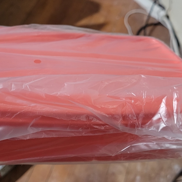 Tupperware large lunch it - Picture 2 of 3